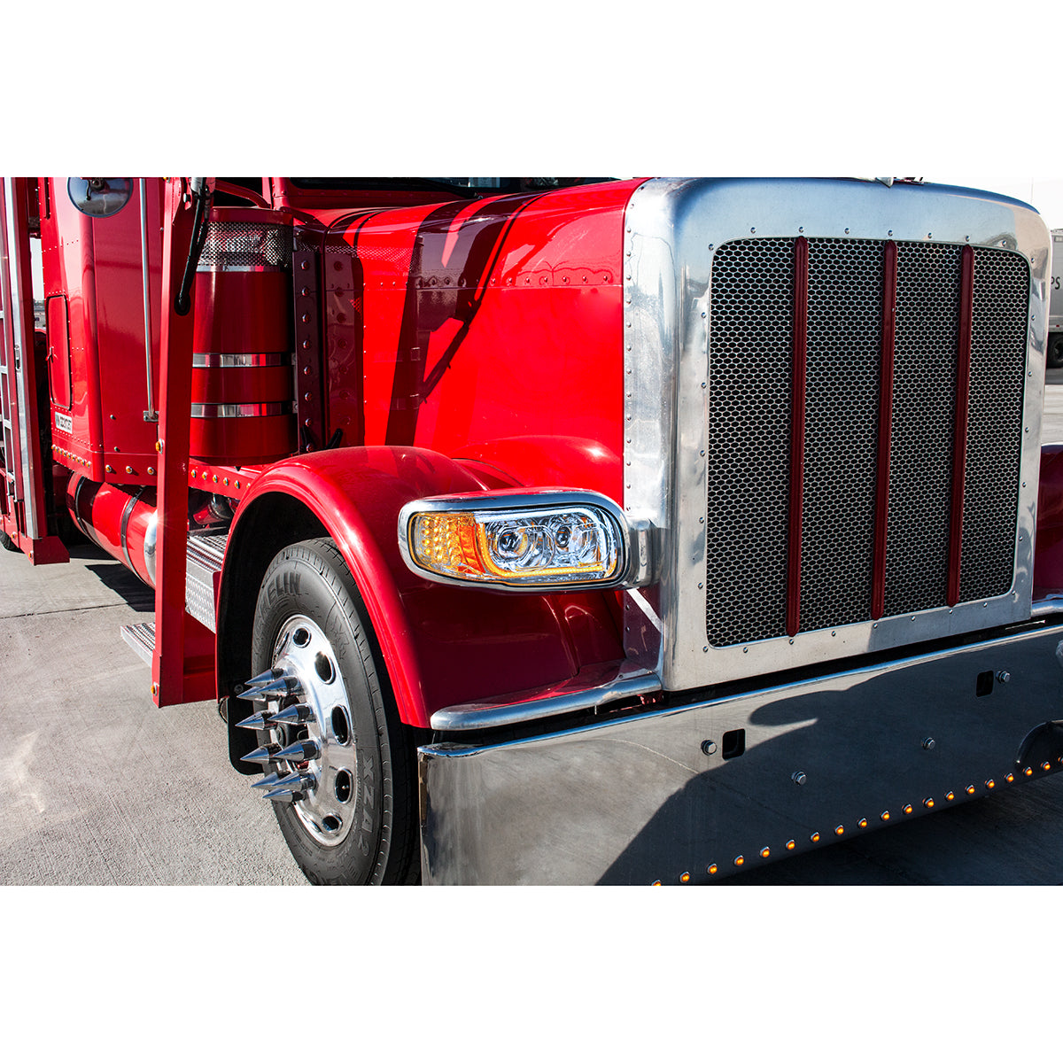 Peterbilt 388, 389, 567 LED Headlight with 16 LED Turn and 57 LED Light Bar