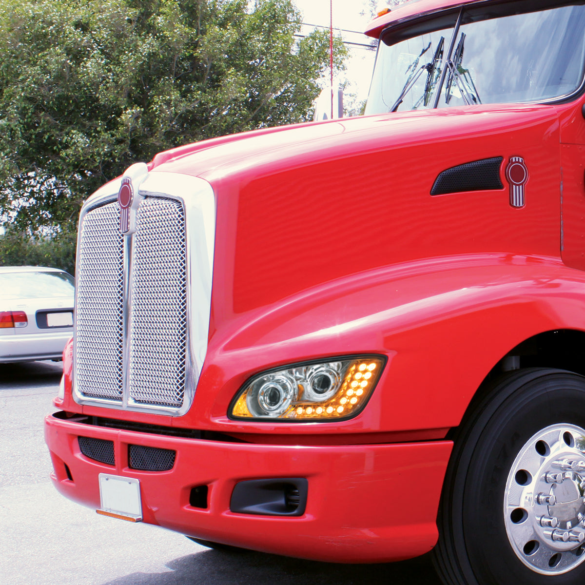 Kenworth T440, T470, T660 Projection Headlight with LED Turn Signal