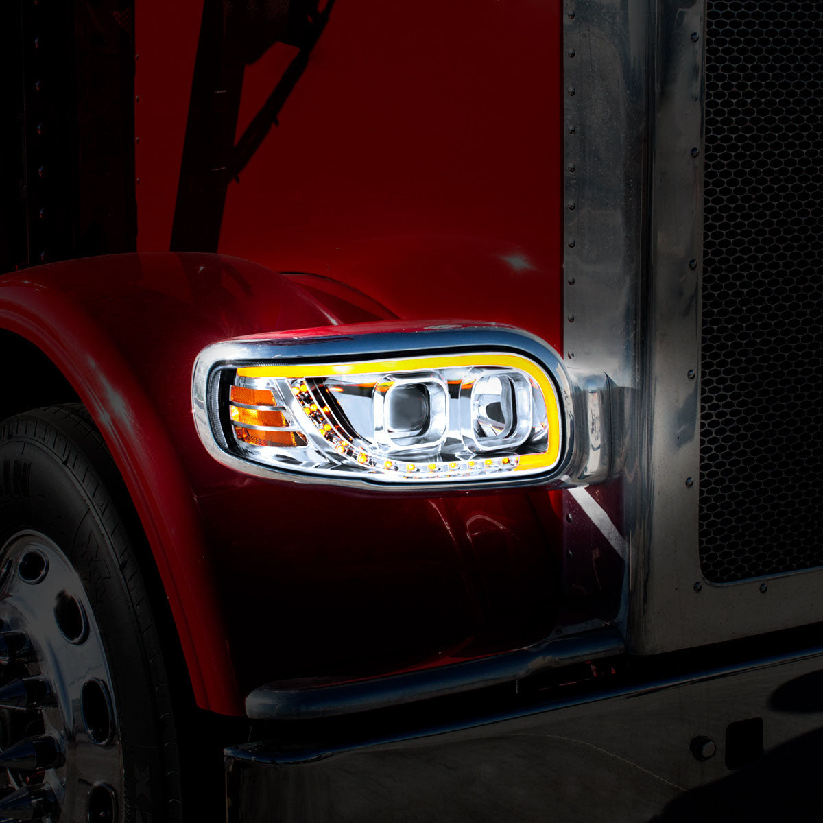 Peterbilt 388, 389, 567 Halogen Projection Headlight with LED Turn and LED Light Bar