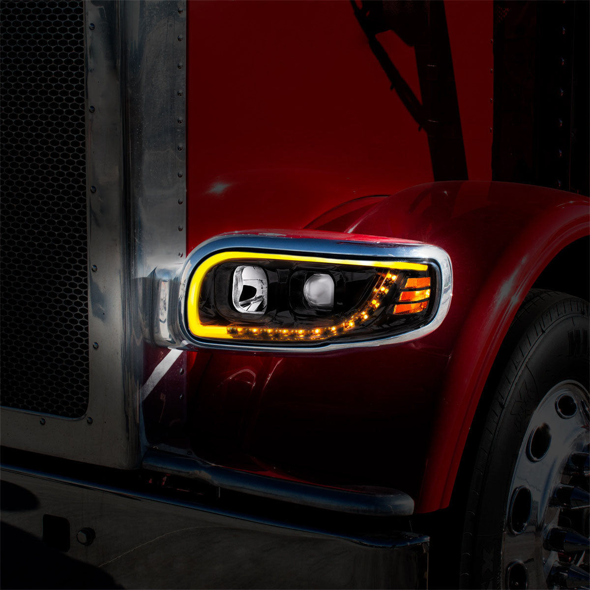 Peterbilt 388, 389, 567 Halogen Projection Headlight with LED Turn and LED Light Bar
