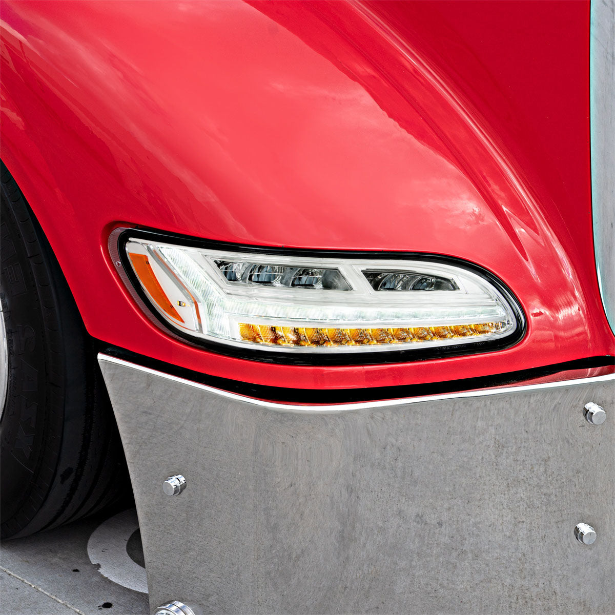 Peterbilt 330, 335, 337, 340, 348, 382, 384, 386, 387 6 LED Headlight with 12 LED Turn and 22 LED Position Light