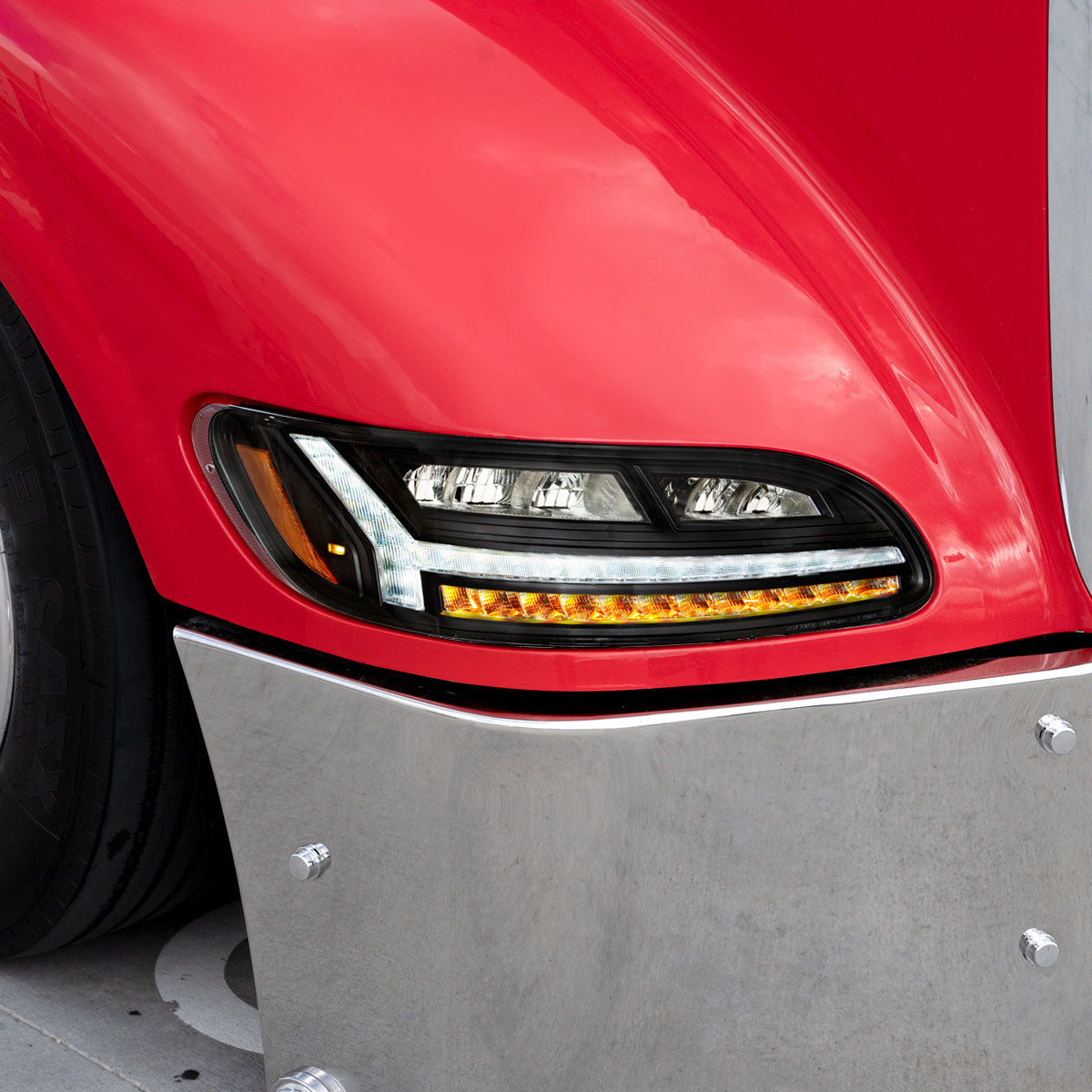 Peterbilt 330, 335, 337, 340, 348, 382, 384, 386, 387 6 LED Headlight with 12 LED Turn and 22 LED Position Light