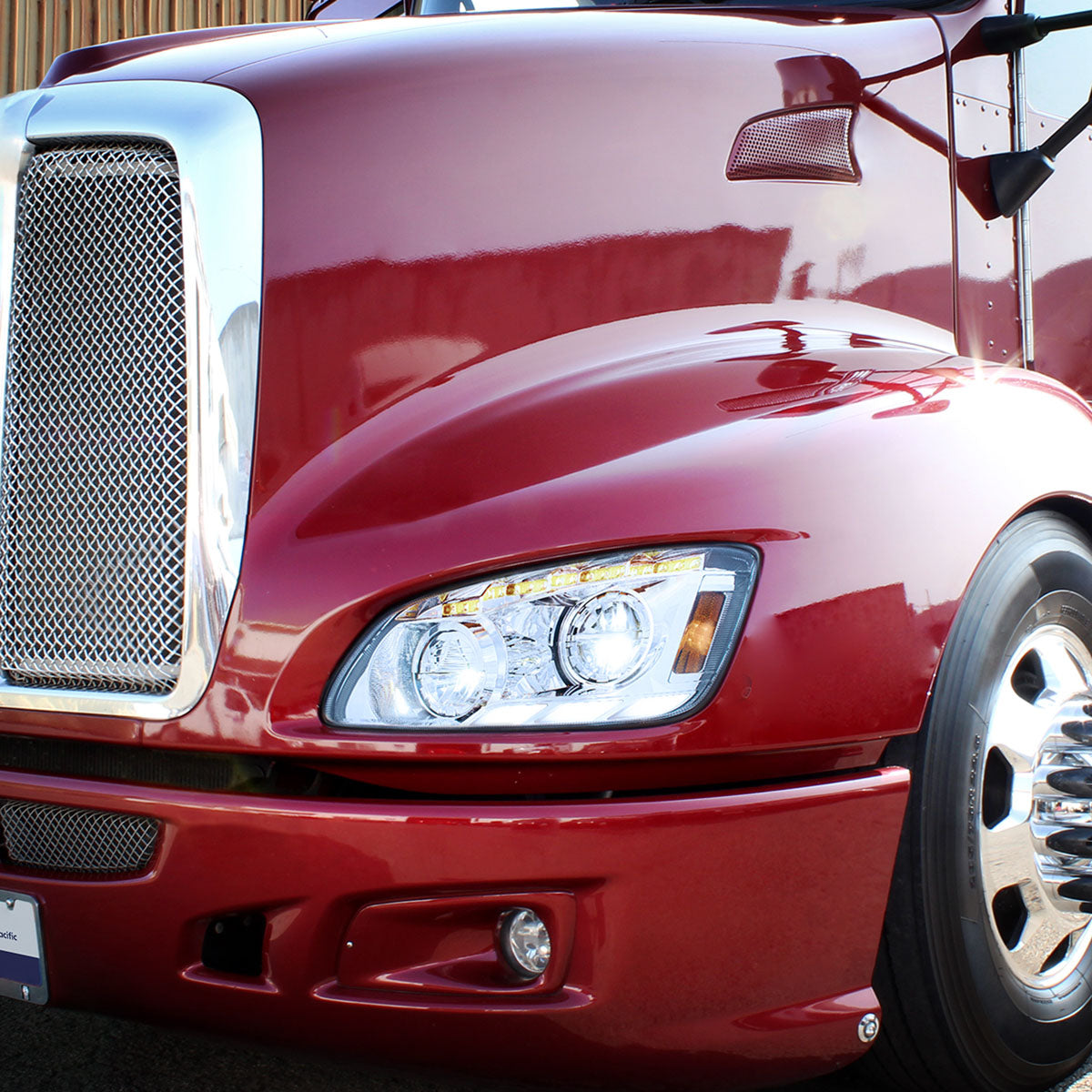 Kenworth T440, T470, T660 LED Headlight with 12 LED Sequential Turn and 81 LED Position Light
