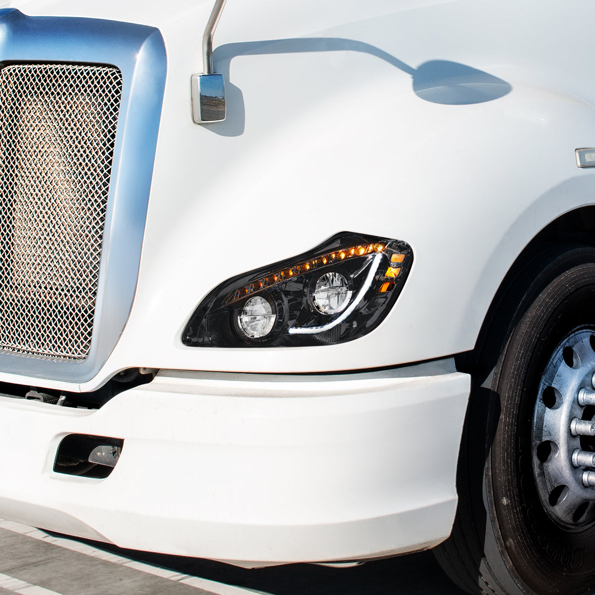 Kenworth T680 45 LED Headlight with 9 LED Sequential Turn and 24 Full LED Marker Light