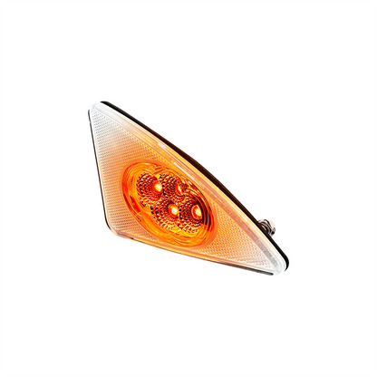 Kenworth T660 Double Fury White Auxiliary to Amber Dual Function 4 LED Fender Signal Light