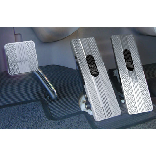 Kenworth T800 and W900 1994-2006 Pyramid Diamond Fine-Cut Billet Pedal Set