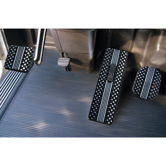 Kenworth T440, T470, T700, T800 and W900 2007 and Newer Black Diamond Crown-Cut Billet Pedal Set